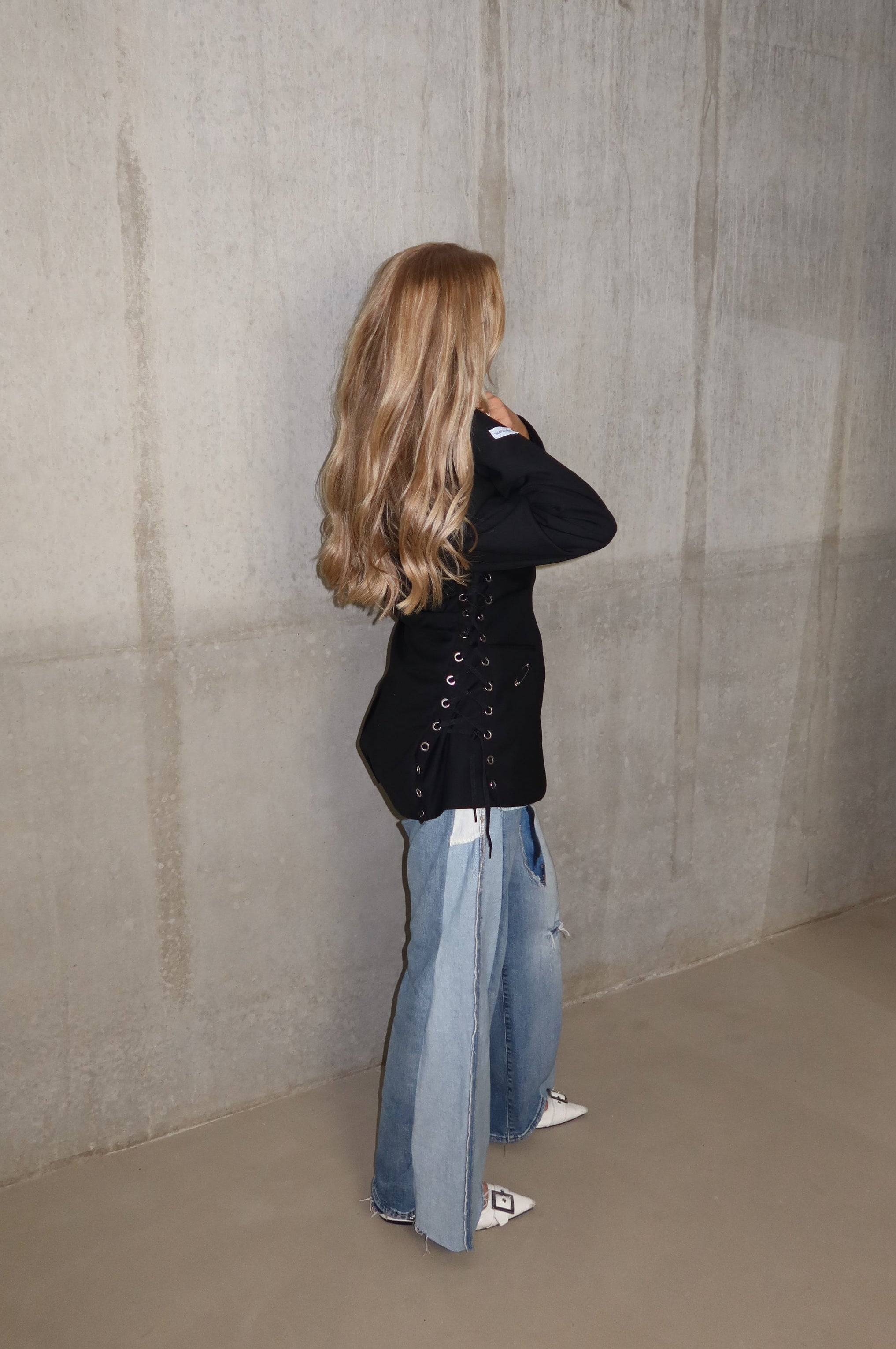 'REFINED' Tailored blazer black